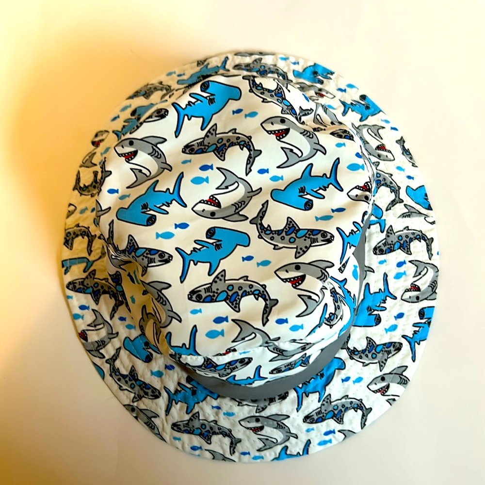 Scala Kids bucket hat, Size 4-6X, cute shark print